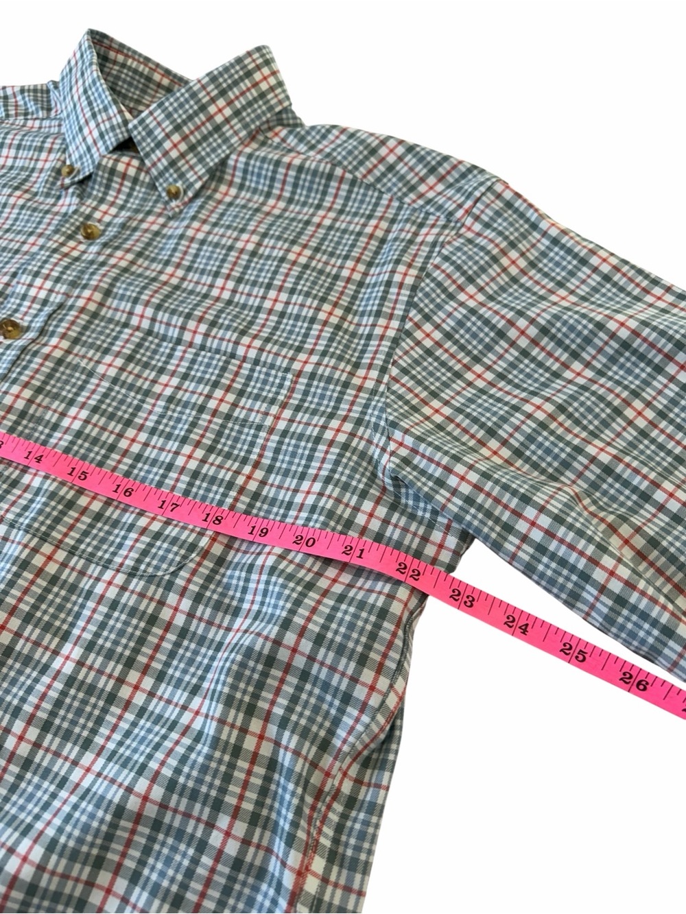 L.L. Bean Men's Traditional Fit Short Sleeve Button-Down Plaid Shirt, M - Picture 4 of 6